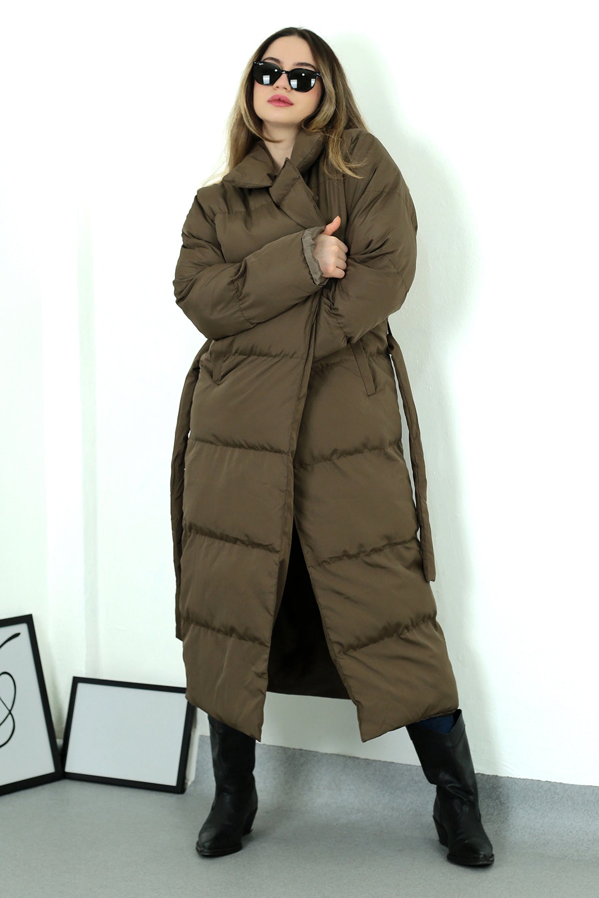 BAYAN ŞİŞME UZUN MONT