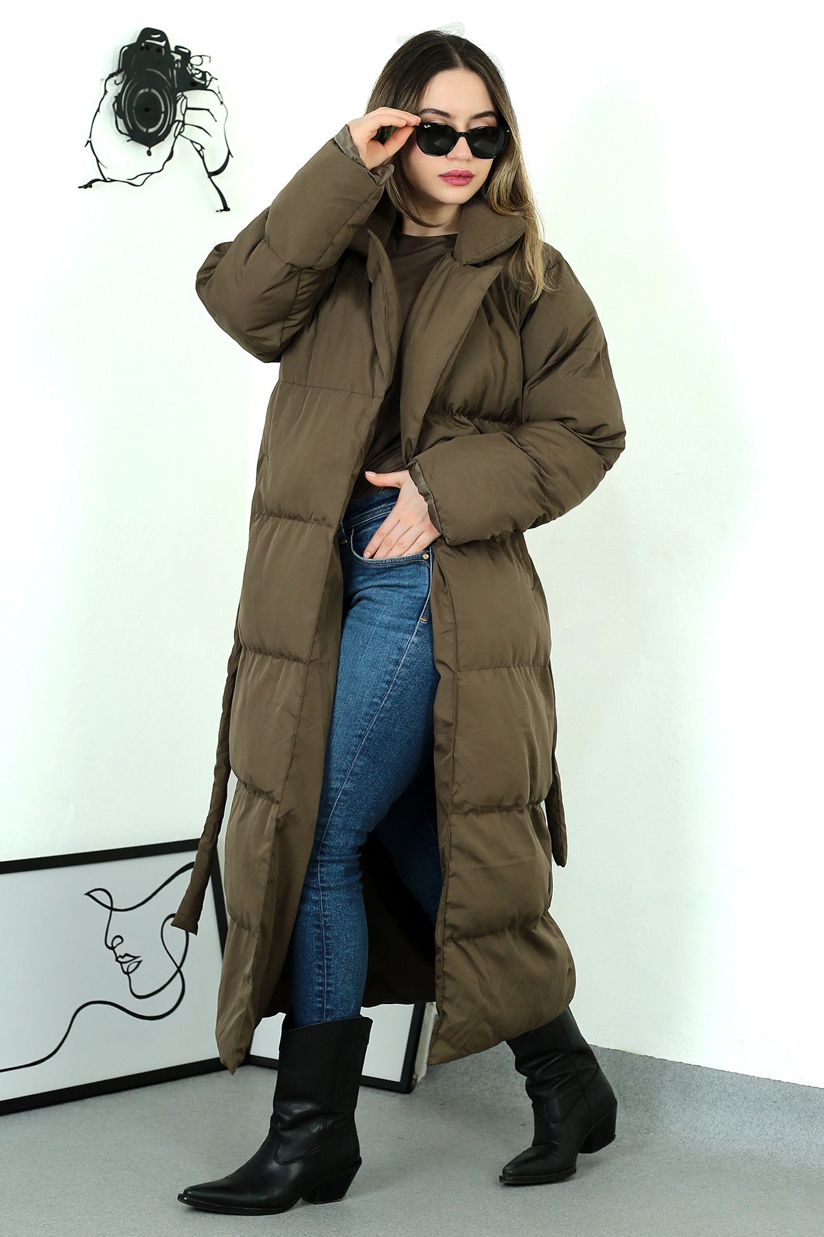 BAYAN ŞİŞME UZUN MONT