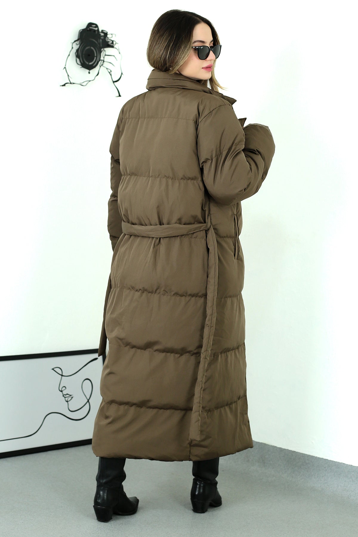 BAYAN ŞİŞME UZUN MONT